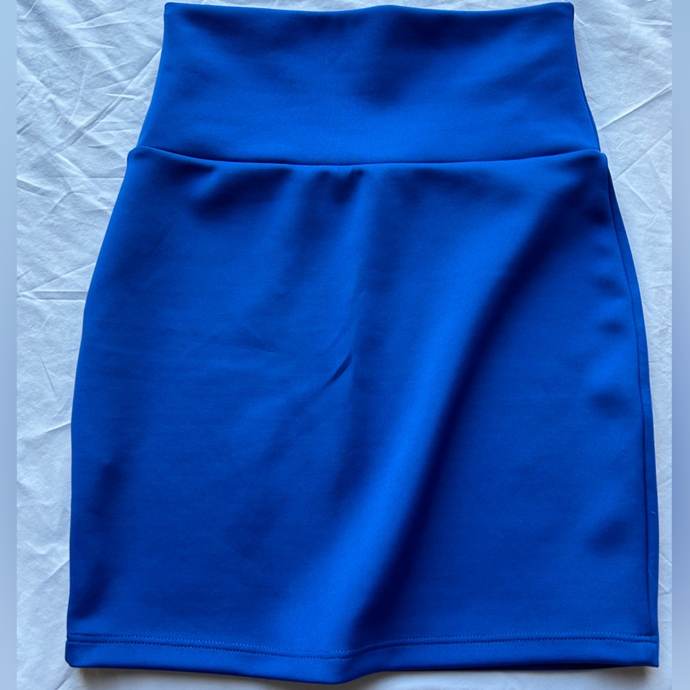 Bloom Blue Stretchy Holiday Mini Skirt size: SMALL